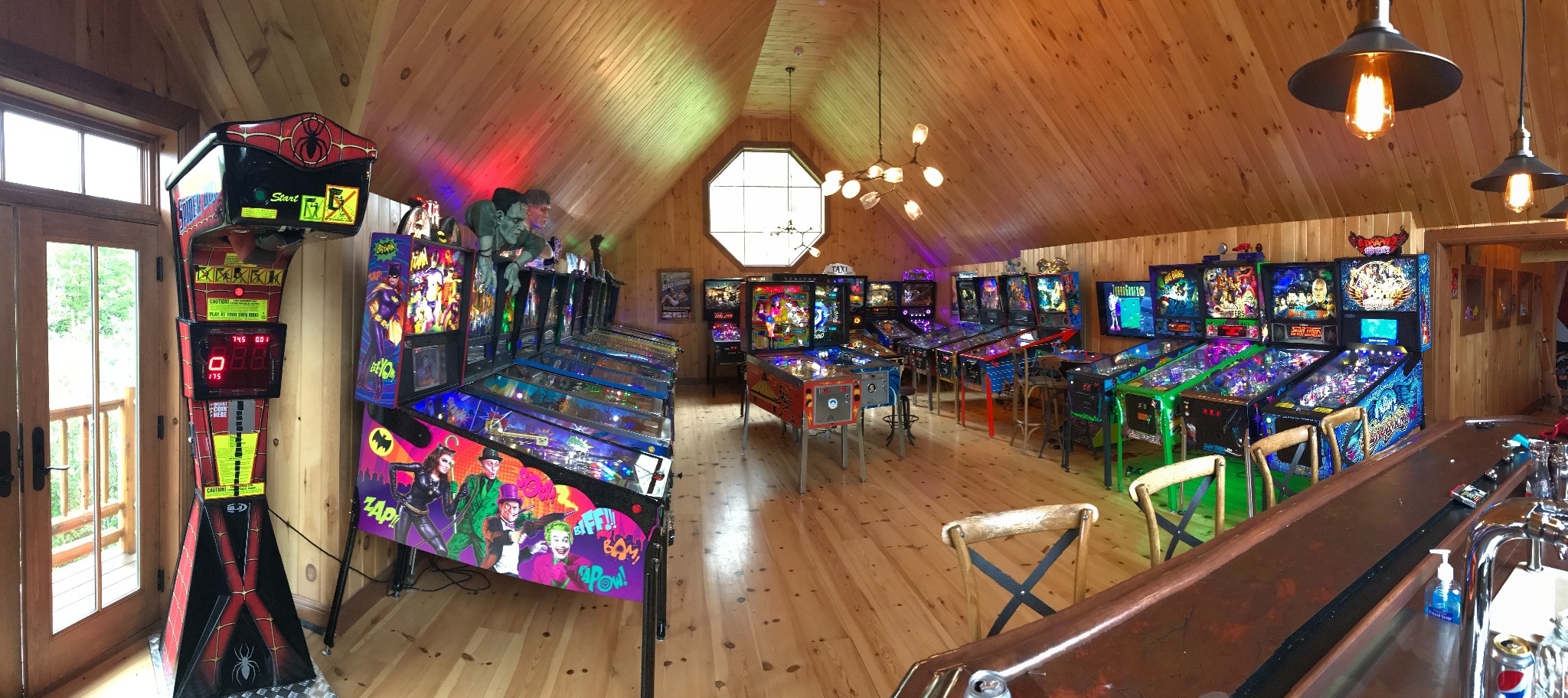 pinball game room