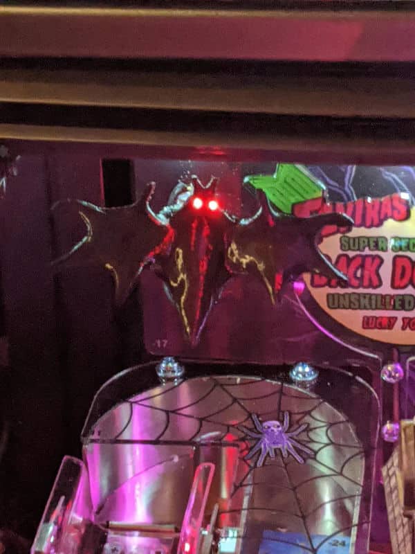 Elvira’s House of Horrors Lighted Spooky Bat Mod